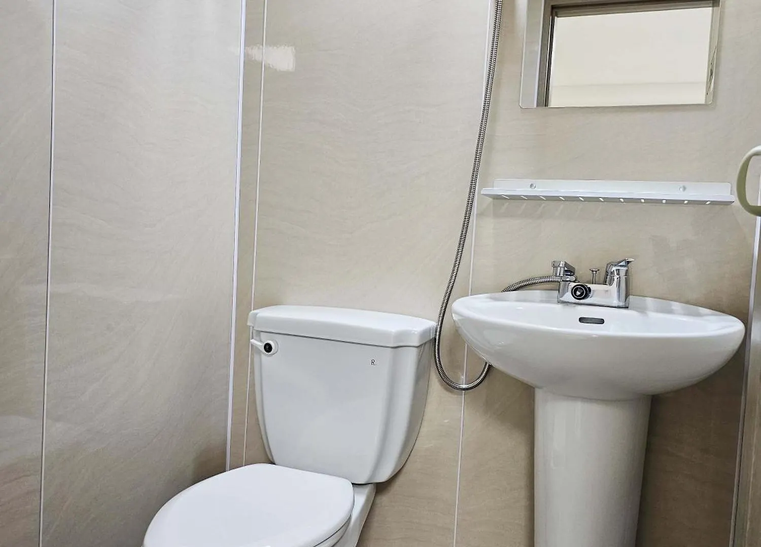 Boa Travel House Hostel Seoul 0*,
